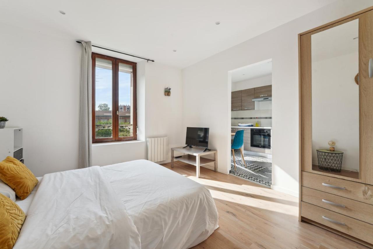 Apartment Budget Avec Parking Au Centre-ville *